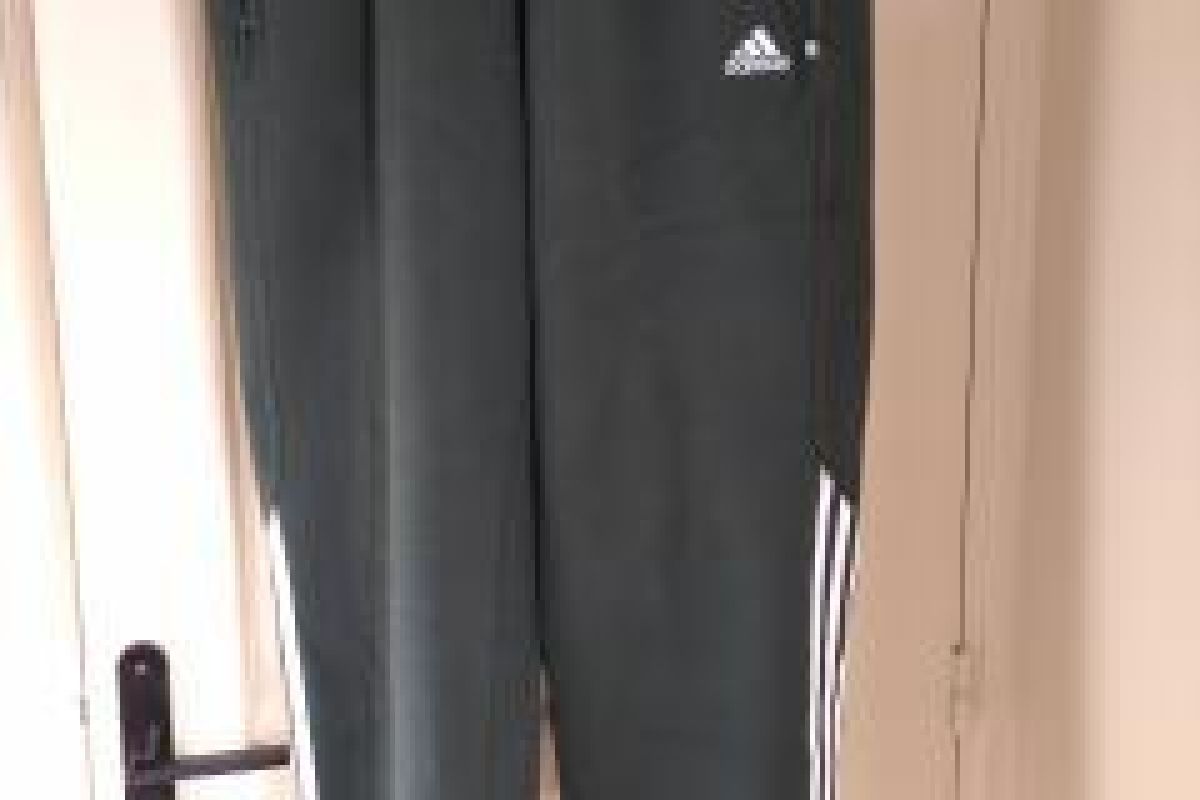 5 survêtements adidas neufs