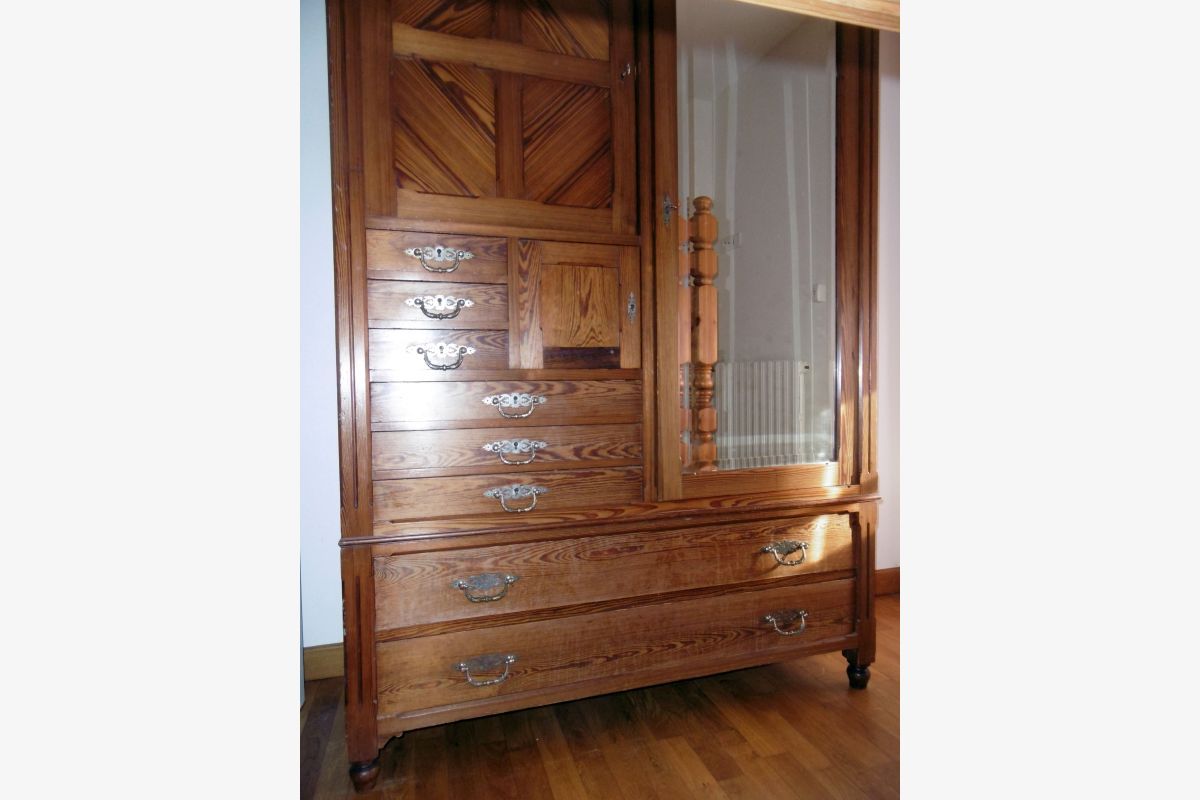 Armoire ancienne