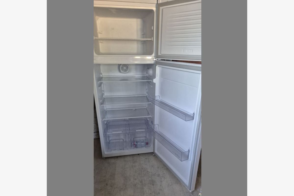 Combiné frigo-congélateur Beko