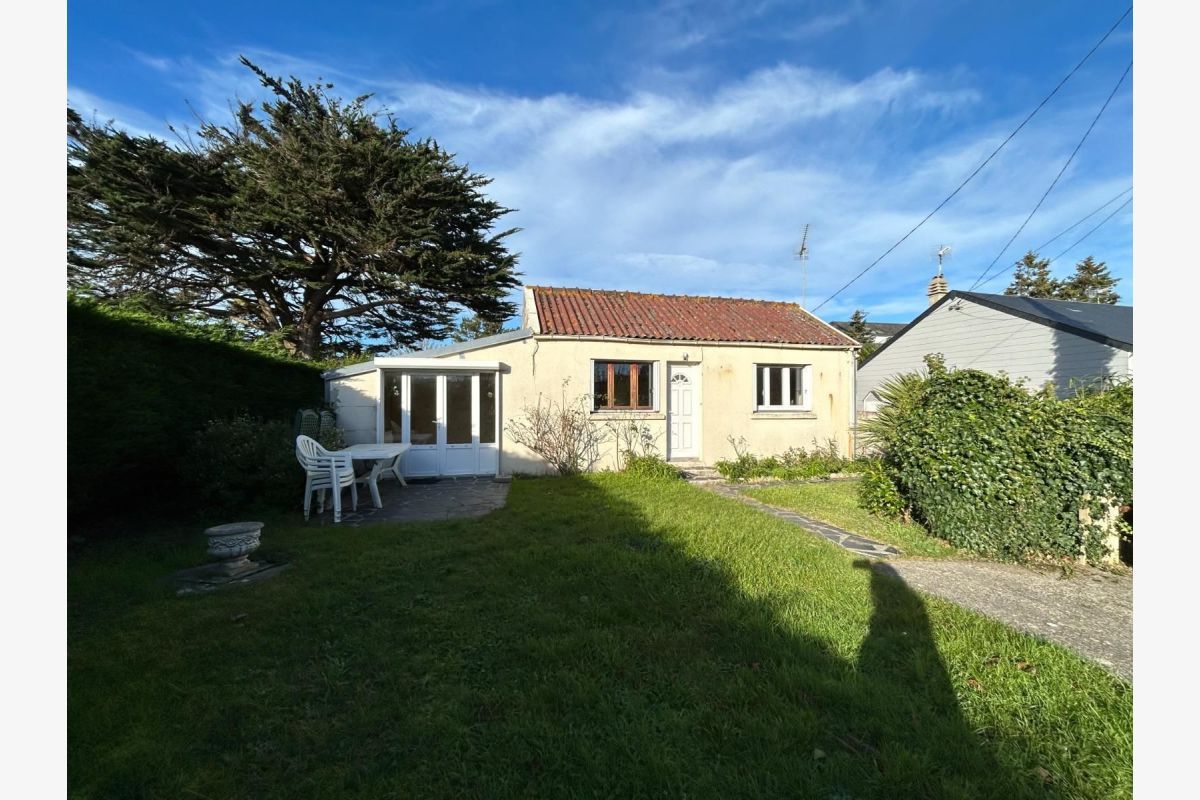 A 400 m de la plage, à vendre maison + beau terrain à bâtir