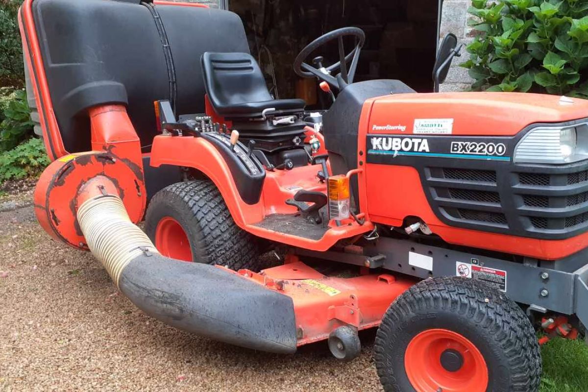 Tracteur tondeuse Kubota BX2200