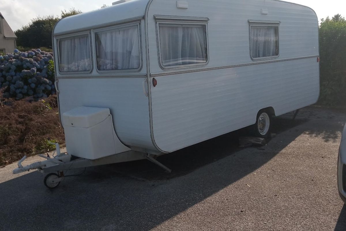 Vends caravane vintage