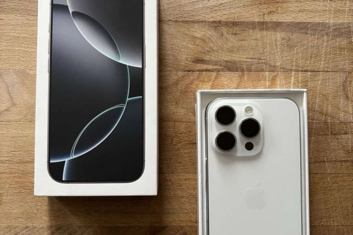 Apple iPhone 16 Pro