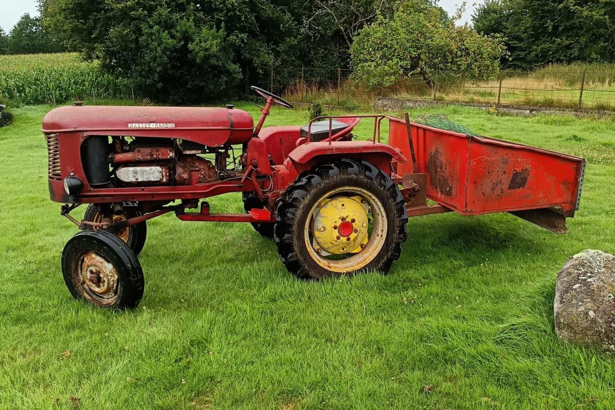 Tracteur Massey Harris 