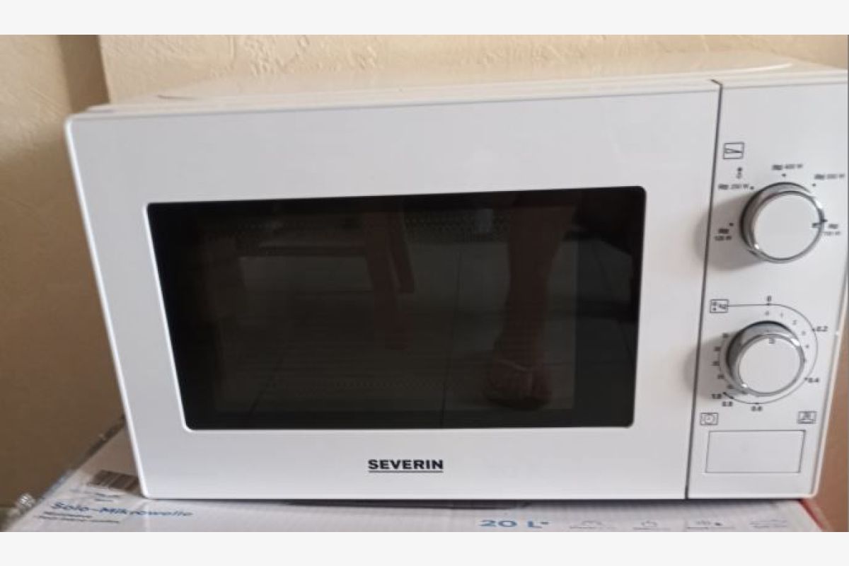 Micro-ondes Séverin