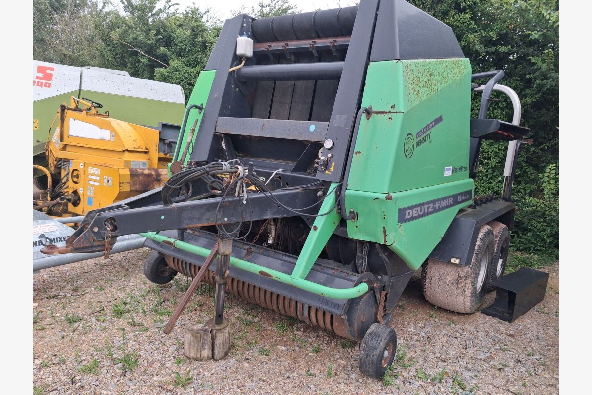 Presse combi Deutz RB460