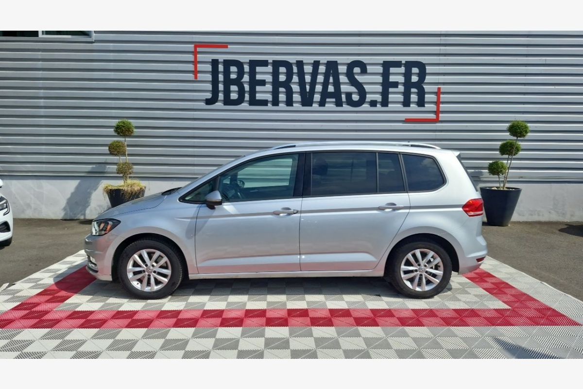 Touran Business 1.6 TDi