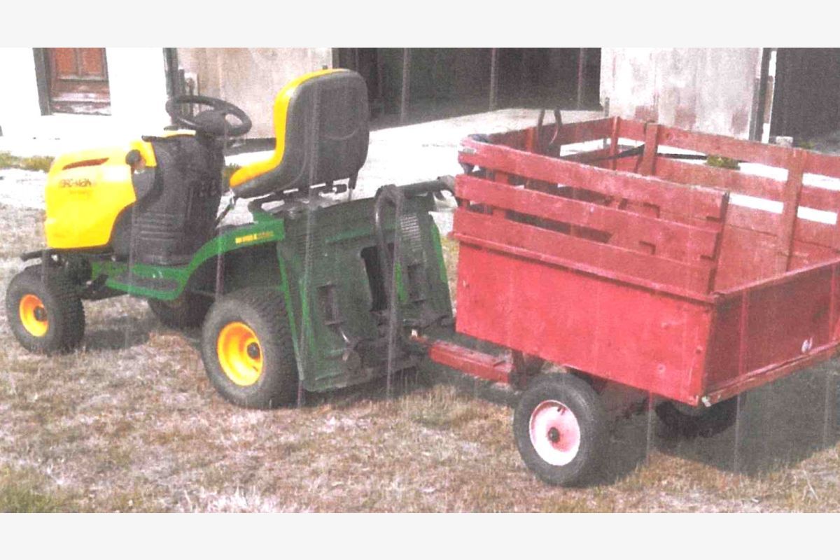 Tracteur Yard man sans lame avec remorque