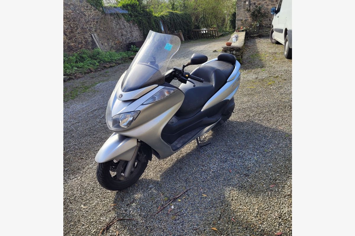 Yamaha 400 cc