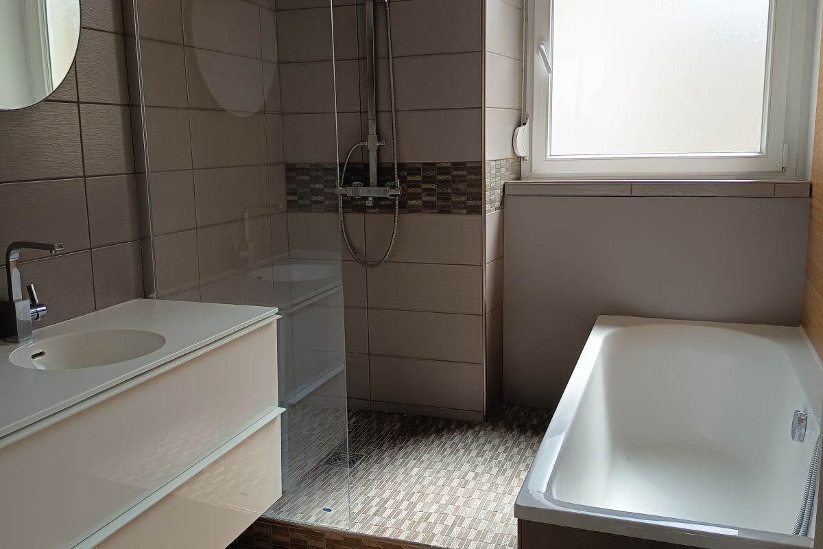 Appartement F4 proche centre-ville de Reims 