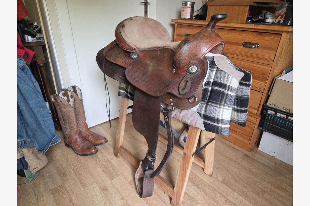 2 selles Western