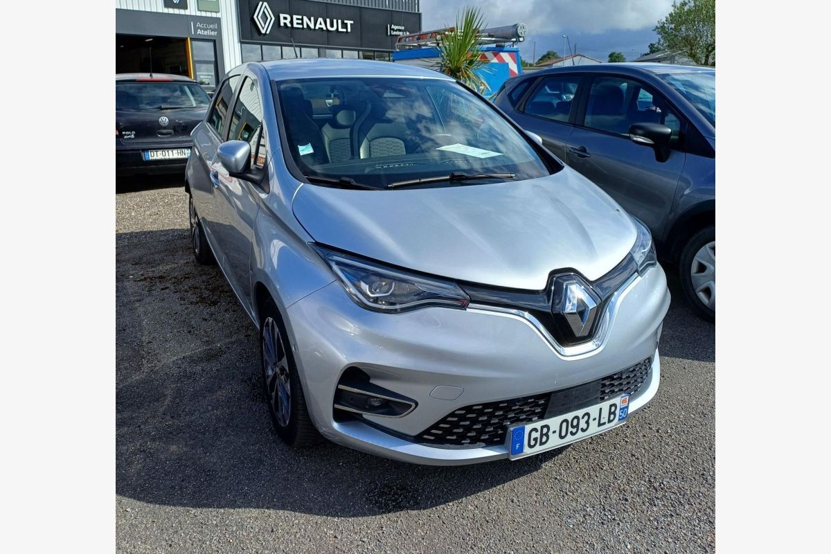 Zoe E-Tech Intens
