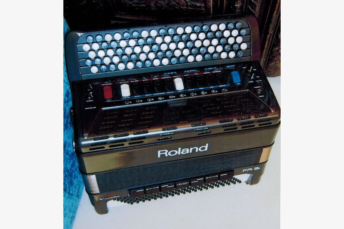 Accordéon Roland