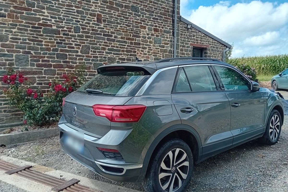 Photo 2 Volkswagen T-Roc/1.0 tsi 110 Active