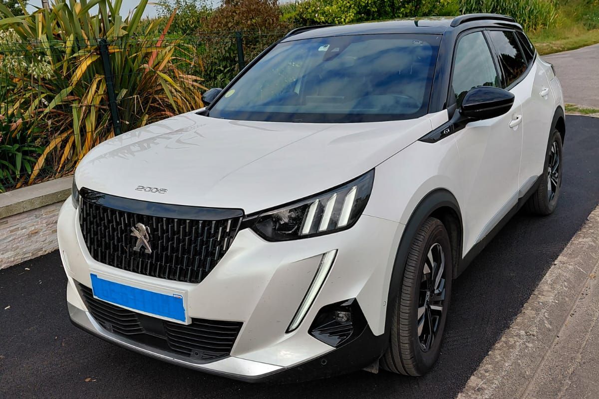 Photo 3 Peugeot 2008
