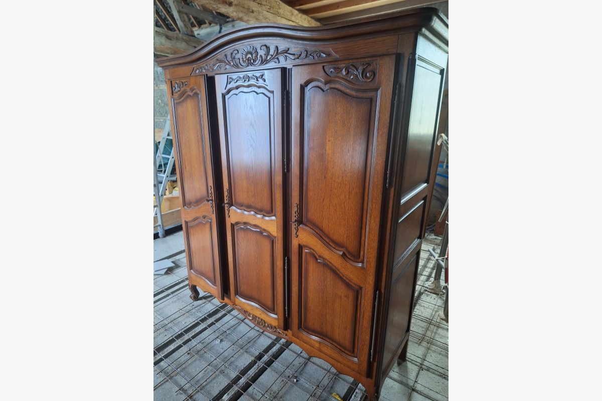 Armoire