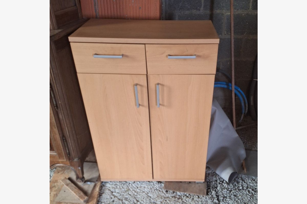 Petit meuble