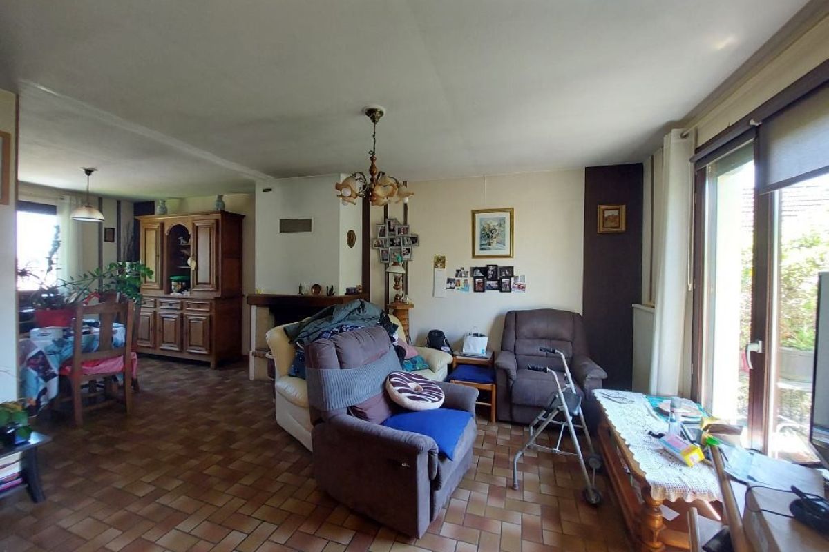 Photo 3 MARCEY LES GREVES Maison sur sous sol
