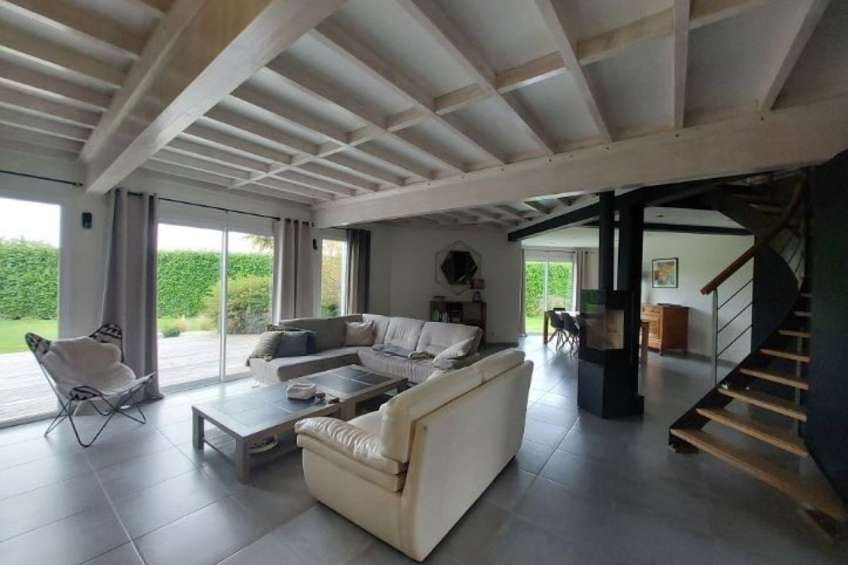 Photo 3 Proche de BREHAL Maison contemporaine avec 9 144 m² de terrain