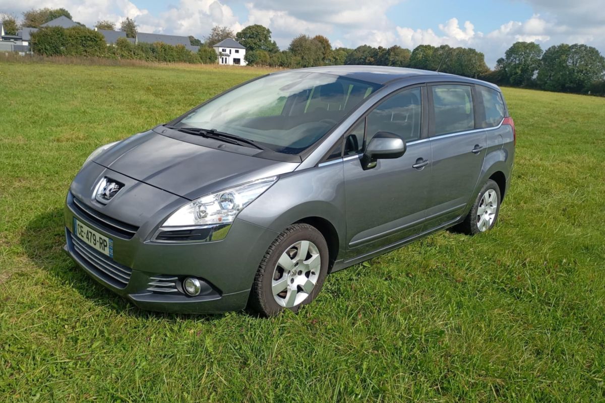 Peugeot 5008 1.6 hdi, 112 cv, 7 places