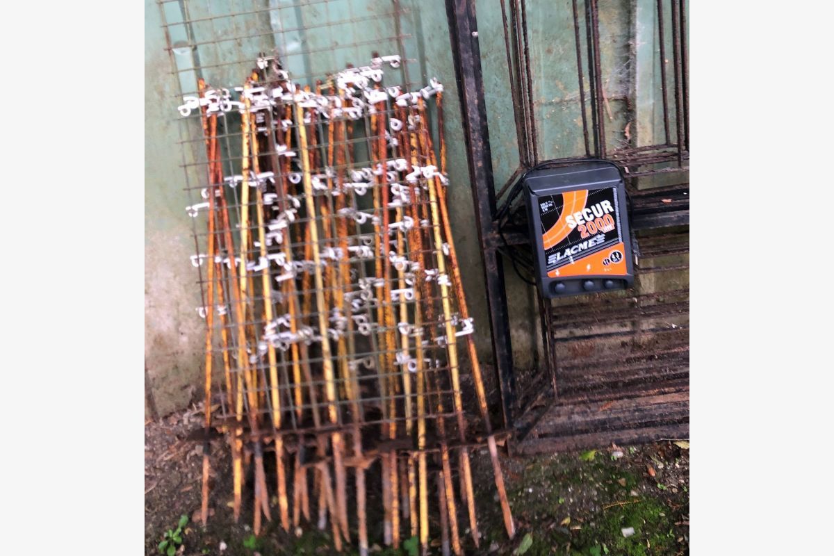 40 piquets de clôture