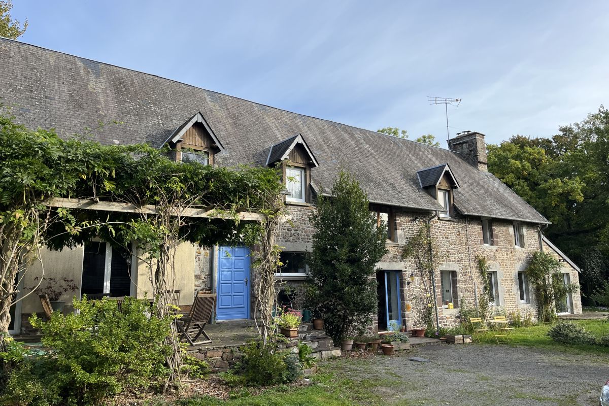 Maison en pierre à vendre Lengronne