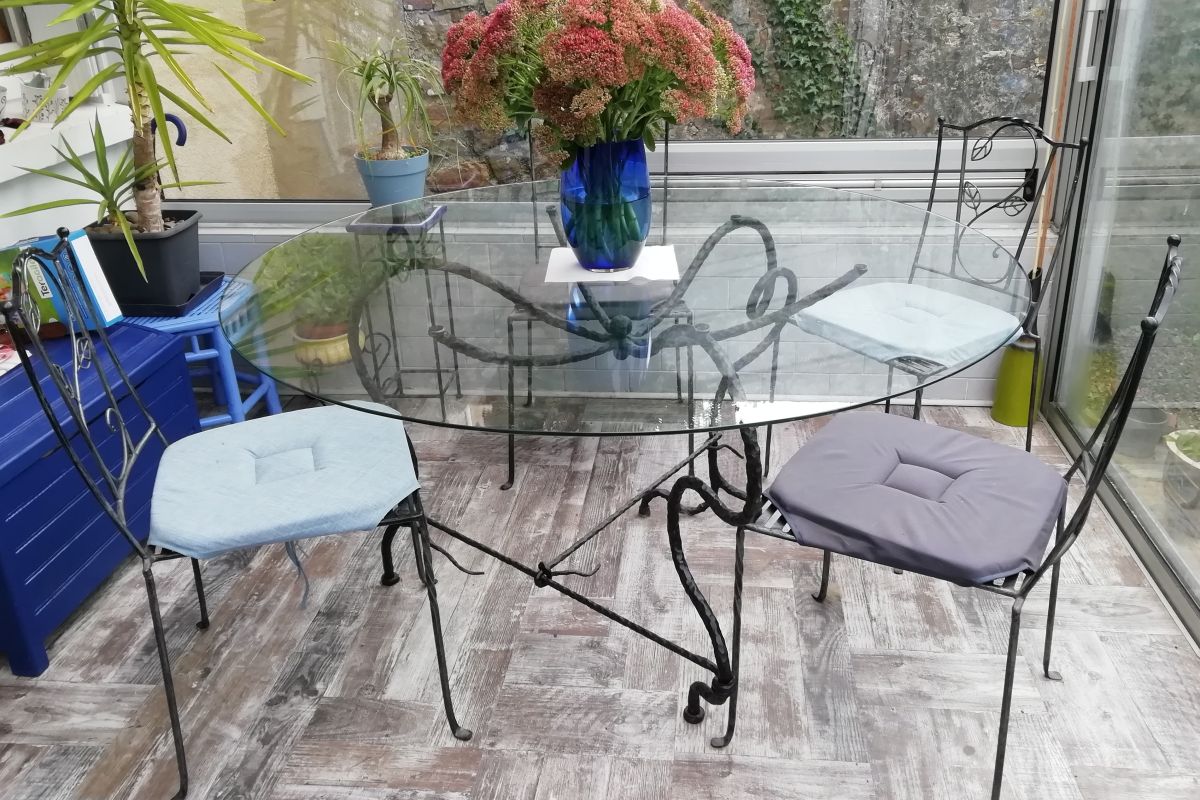 Table + chaises