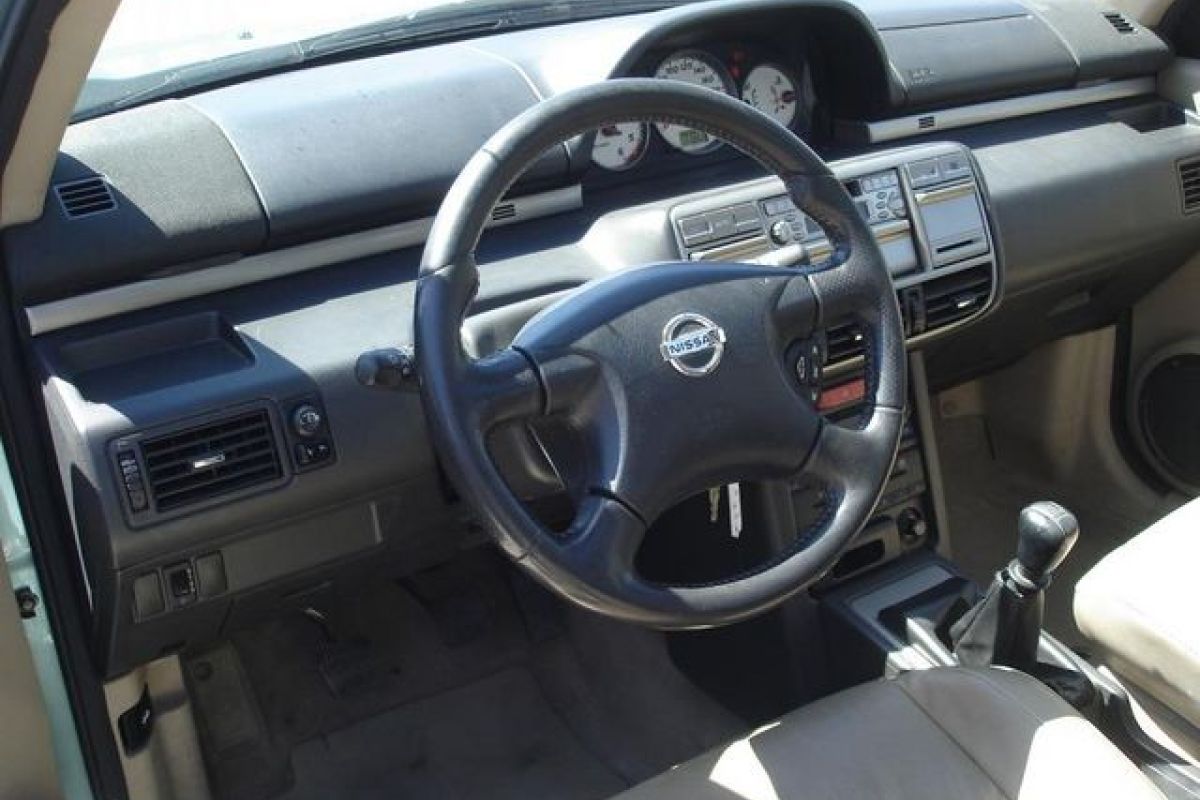 Photo 2 Nissan X-trail 2.2 vdi Luxe