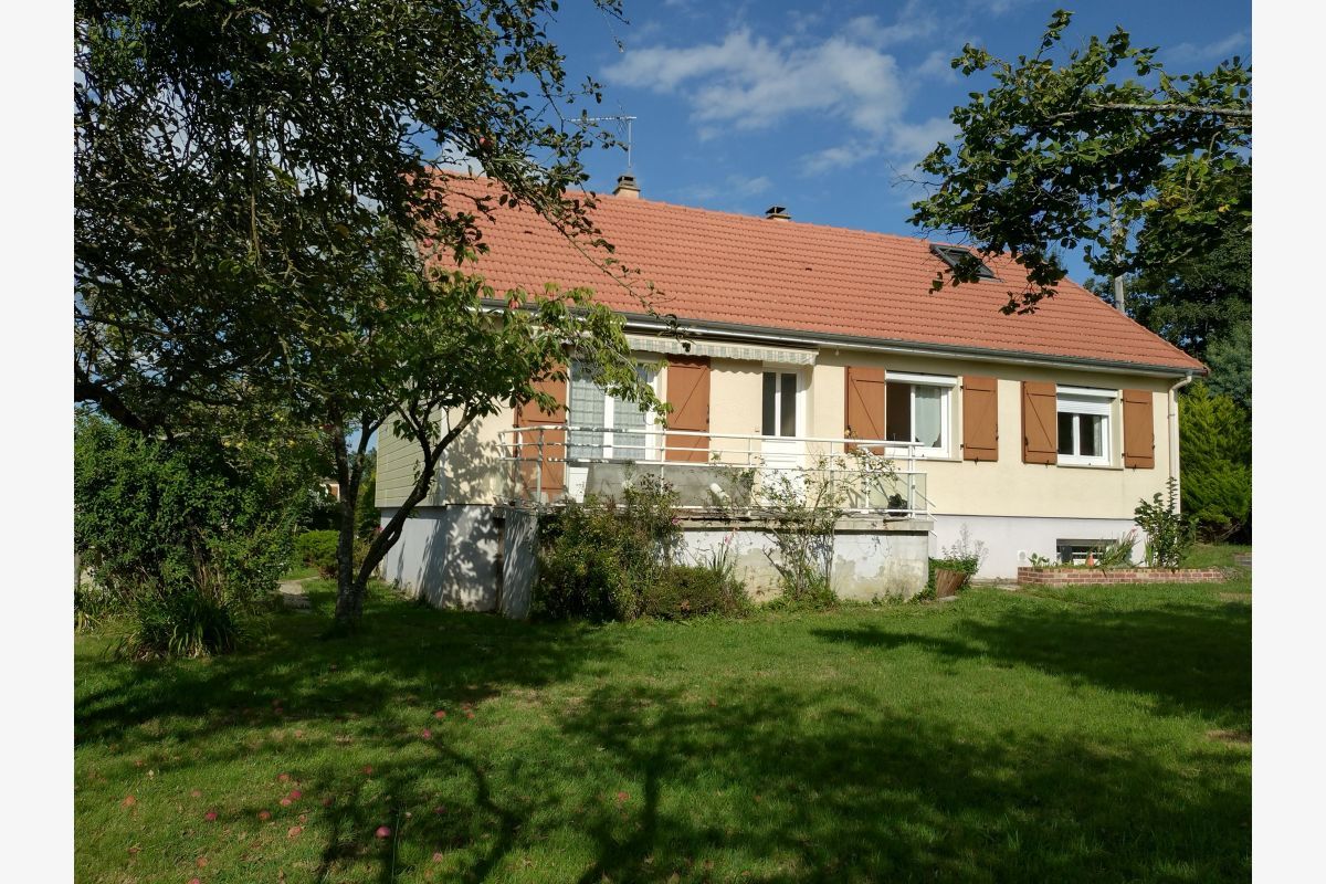 Agence B'Cimmo, Saint-Lô. Tél. 02.14.165.135