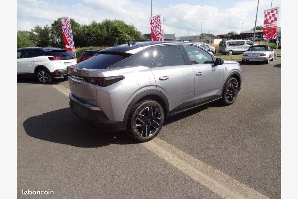 3008 Hybrid