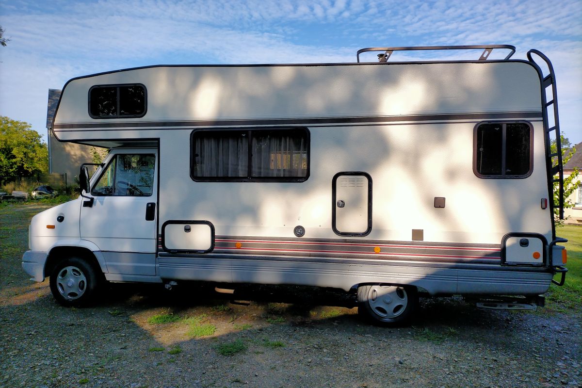 Camping-car C25