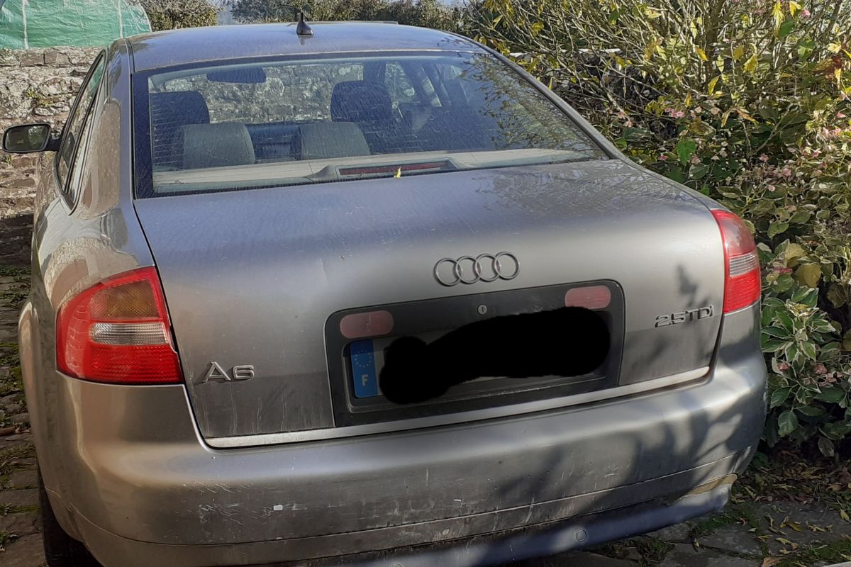 Photo 3 Audi A6 pour pièces