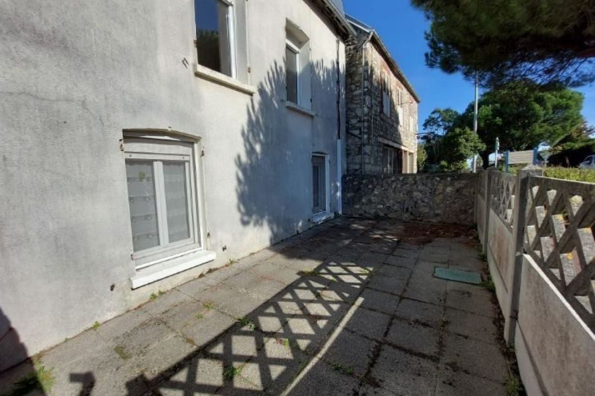 Appartement avec courette