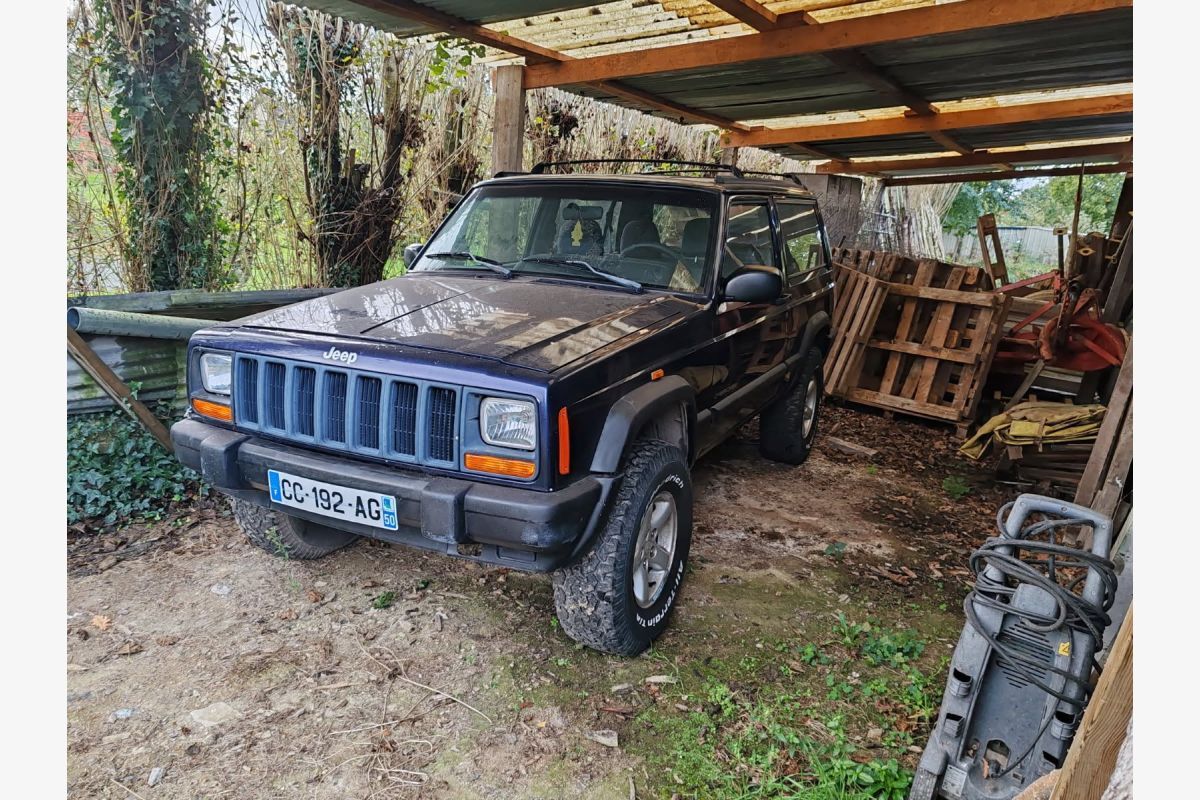 Cherokee 2.5 TD
