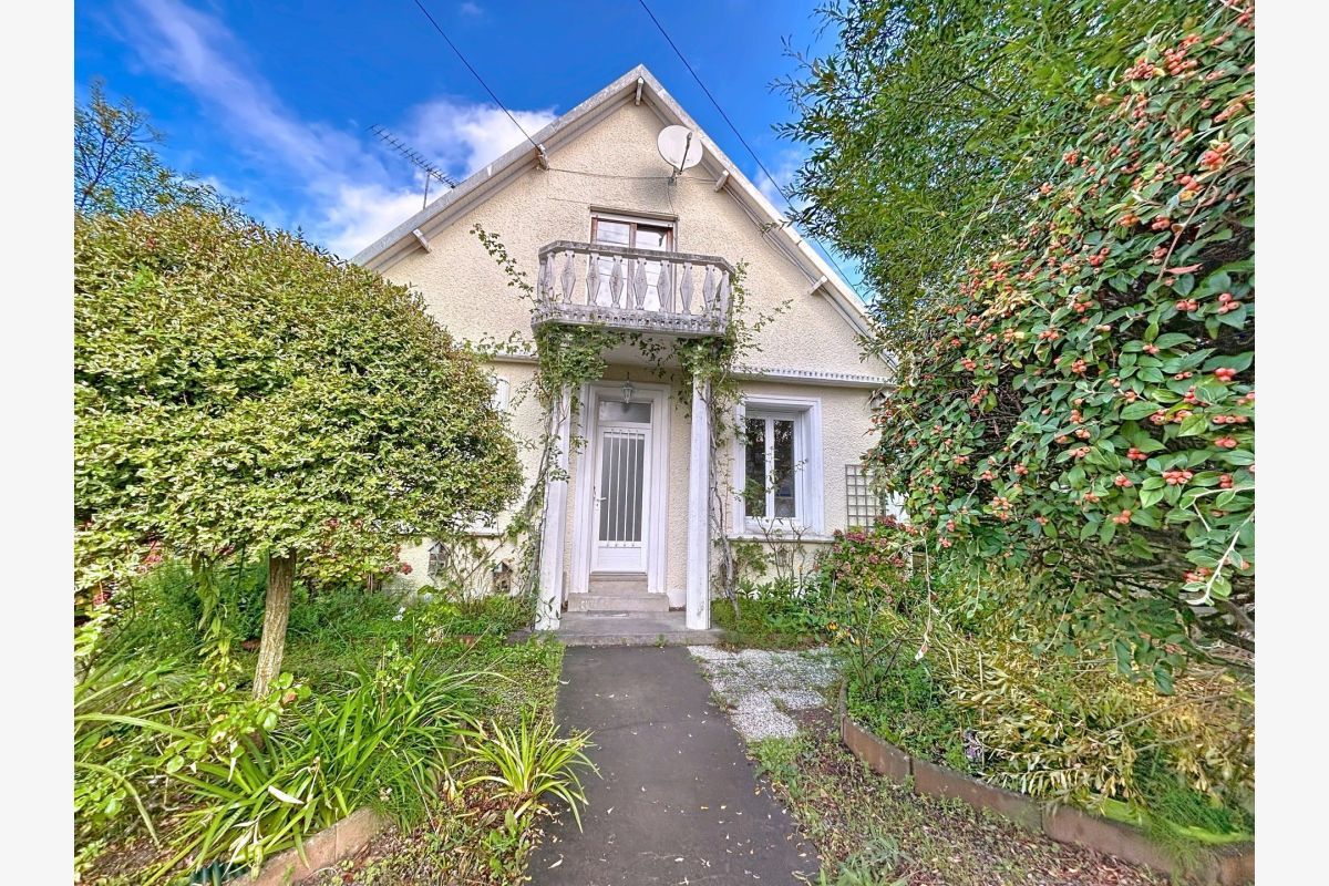 Prix honor. ch. vend. Réf.100169Cabinet Faudais, Agon-Coutai