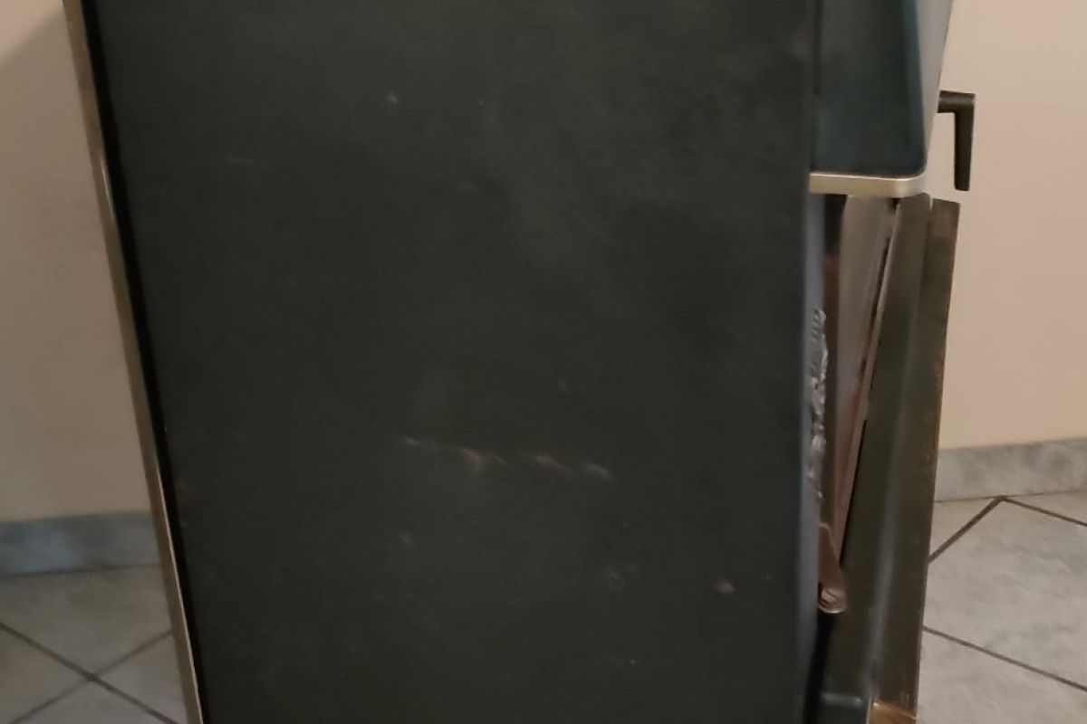 Photo 2 Poêle à bois Supra bûches de 50cm