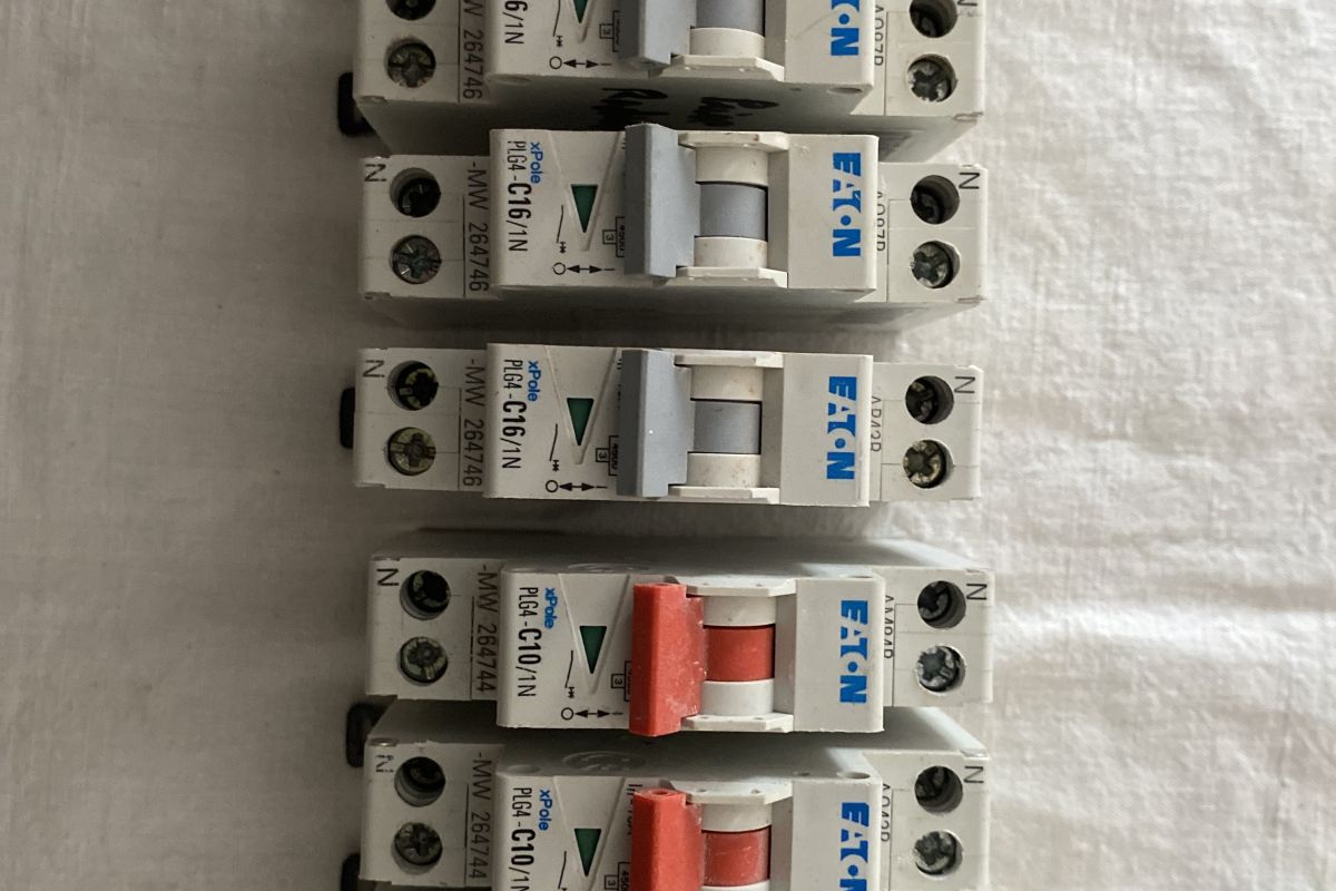 Fin de chantier Interrupteurs divisionnaires ETN