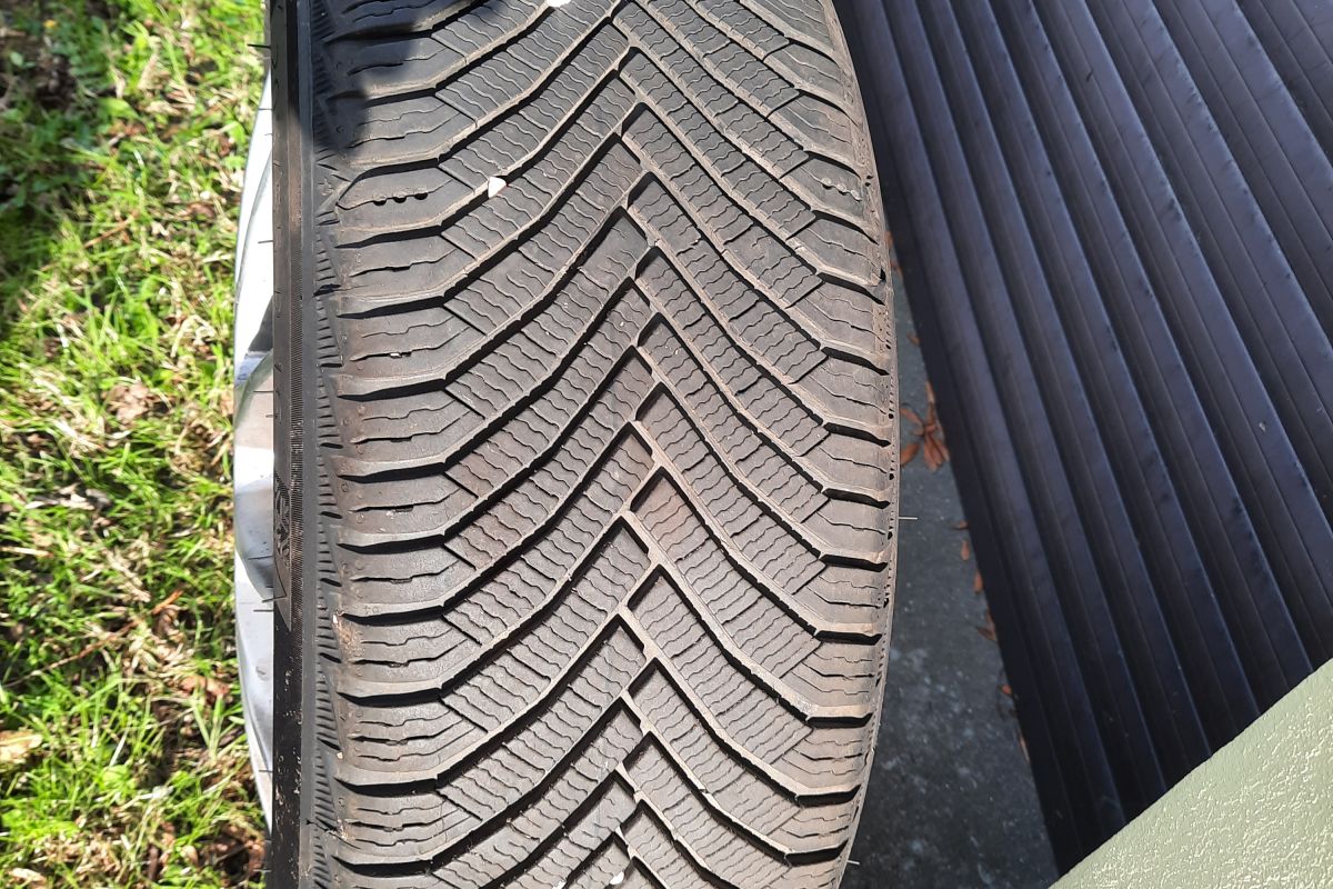 Photo 3 Vends pneus neige