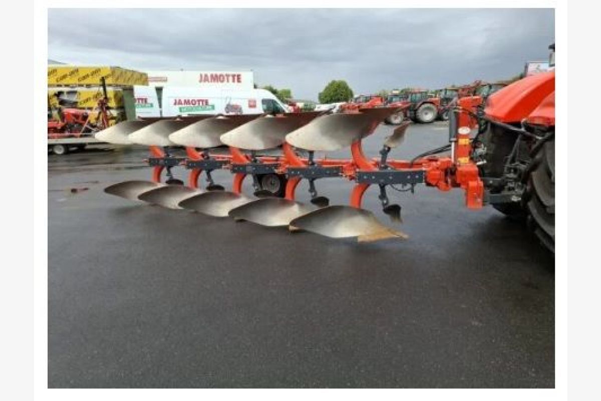 Charrue Kubota RM 3005 V