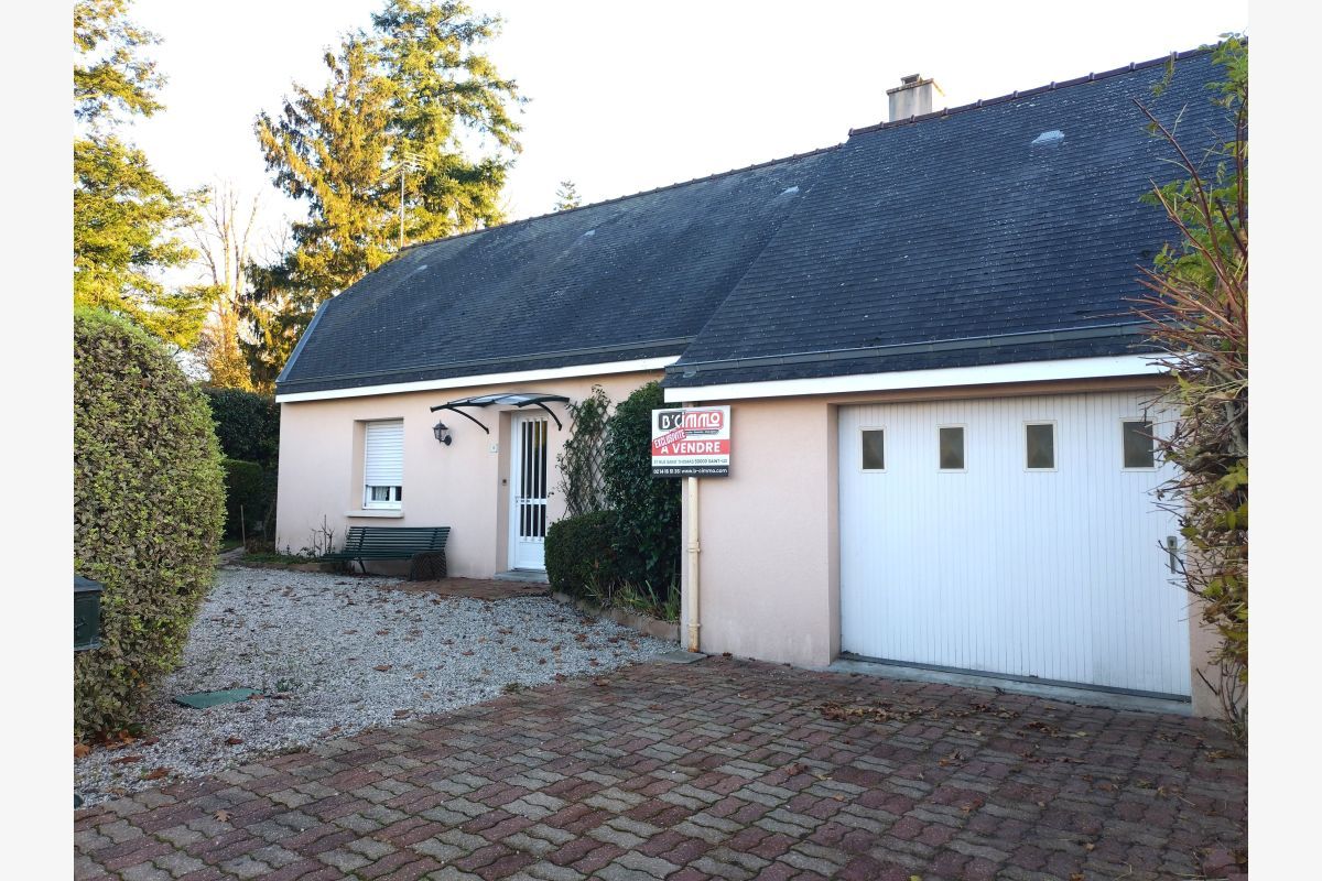 Agence B'Cimmo, Saint-Lô. Tél. 02.14.165.135