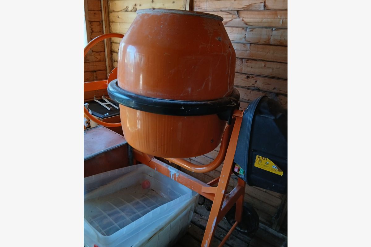 Bétonnière électrique