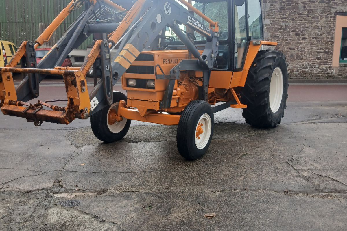 Tracteur Renault 