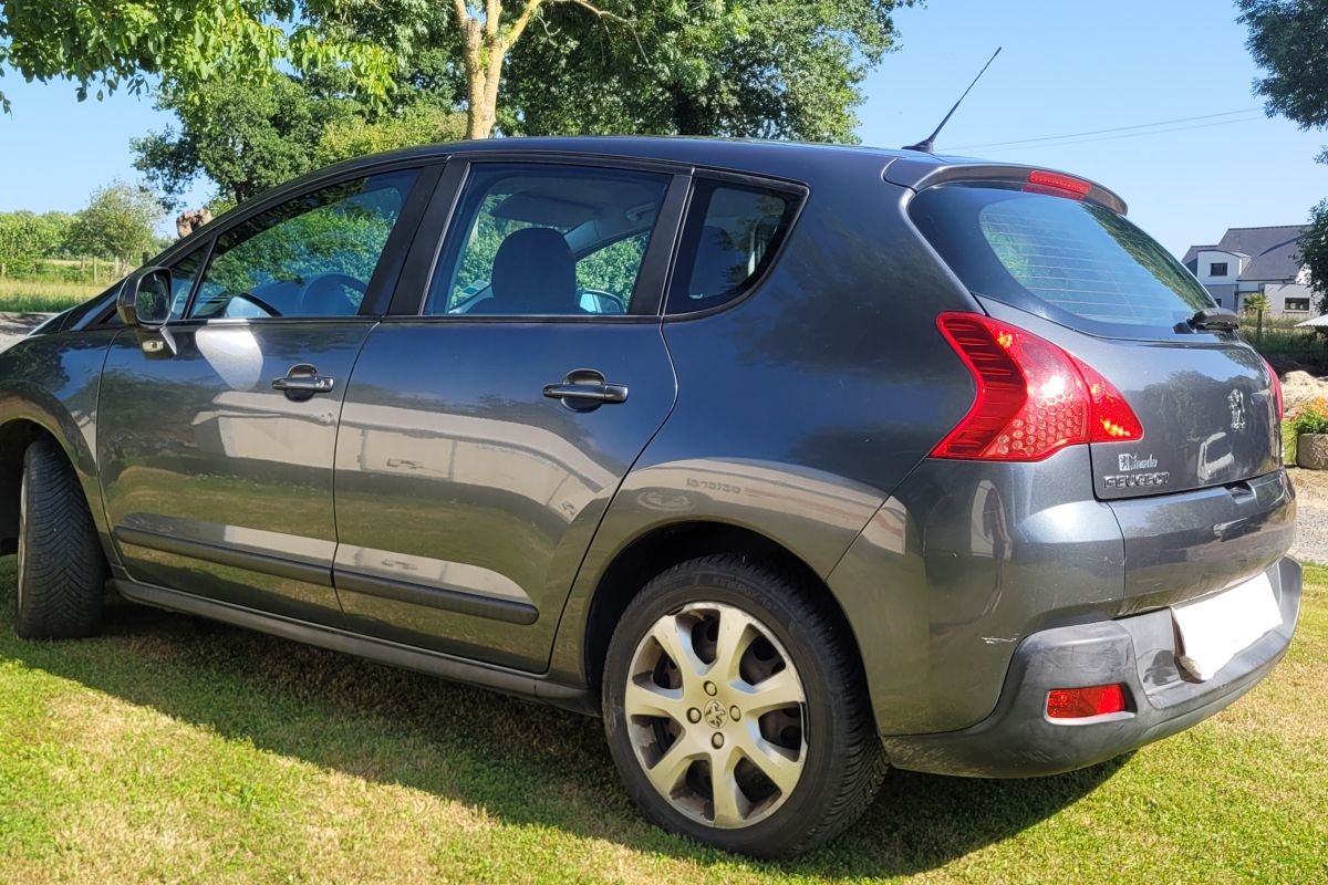 Photo 2 Peugeot 3008