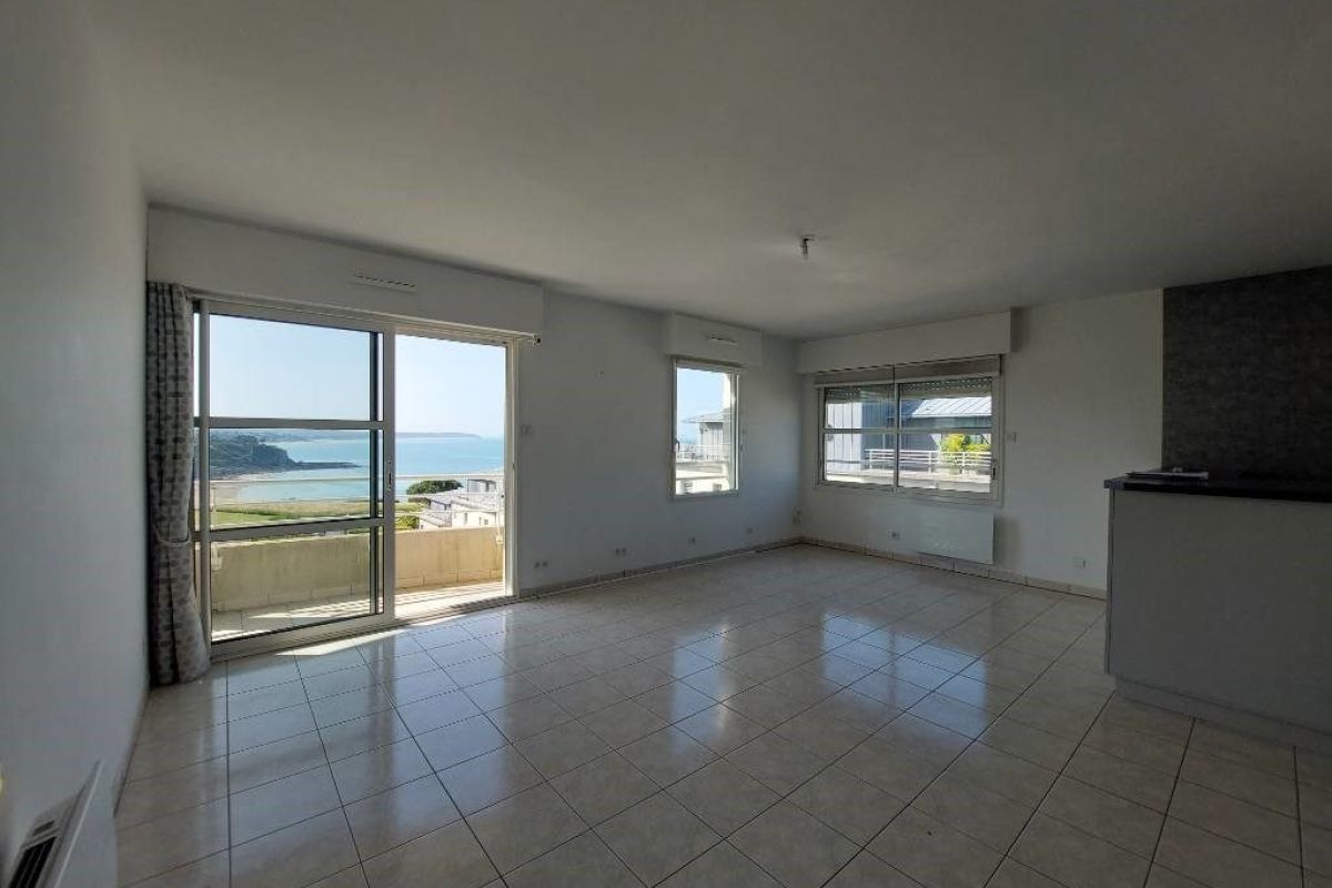 Photo 2 Appartement vue sur mer avec garage