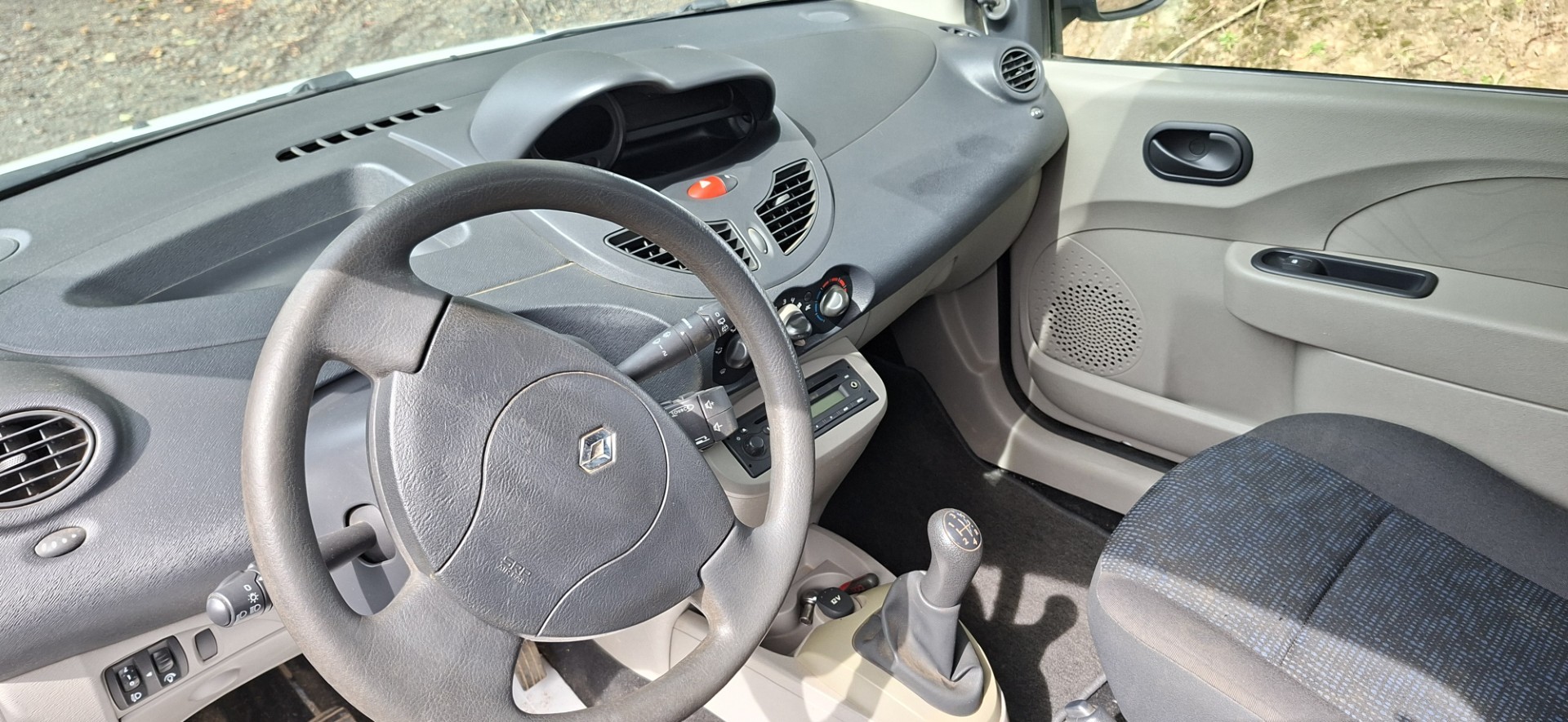 Photo 3 Renault Twingo II 1.5 DCi