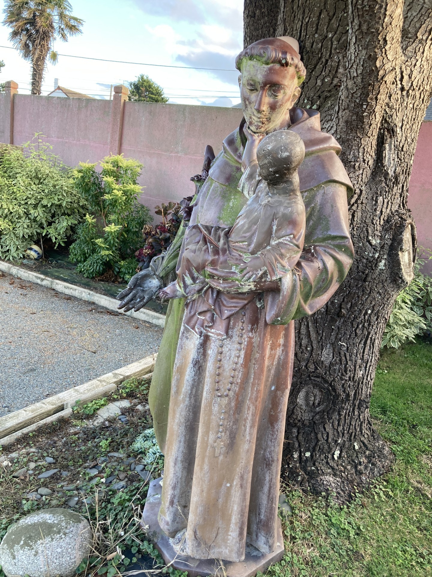 Statue Saint Antoine