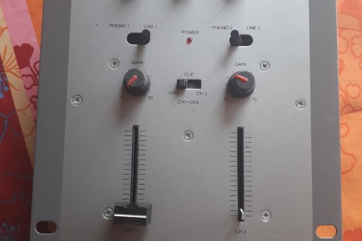 Table de mixage US Blaster