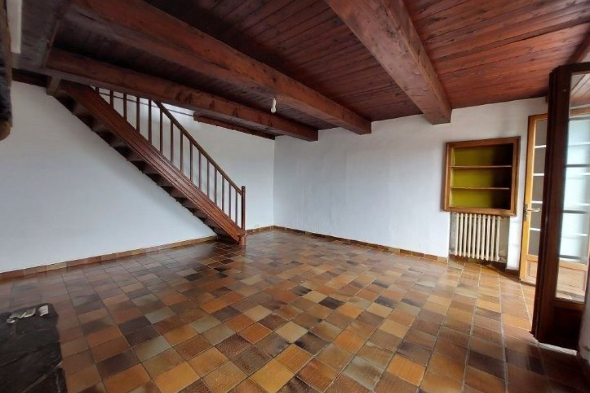 Photo 3 Maison en pierre mitoyenne