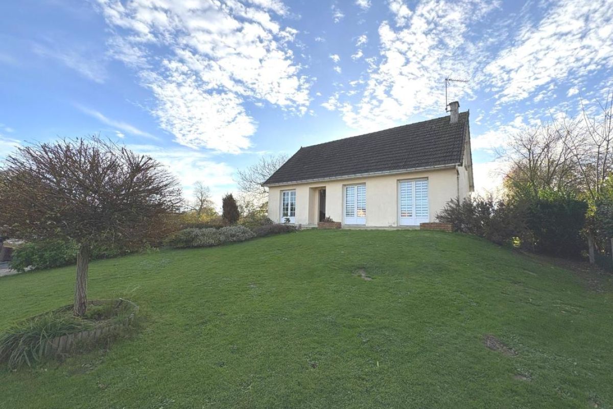 Une maison sur sous-sol sur la commune d'hudimesnil