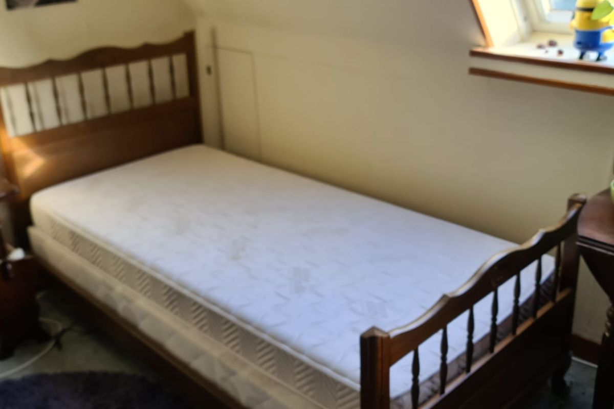 Lot de deux lits 1 personne